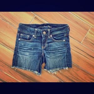 American Eagle cut off shorts